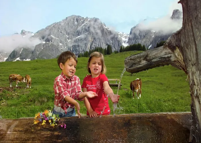 In Dienten Near Lift *